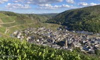 Blick über das Ahrtal bei Dernau