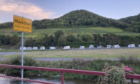 Blick auf den Wohnmobilstellplatz in Mayschoß im Ahrtal