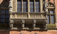 Detail altes Rathaus in Breslau. Einer der schönsten gotischen Bauten Europas