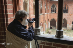 Sylvia filmt in der Hochburg der Marienburg