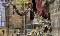 Im St. Veits Dom auf der Prager Burg